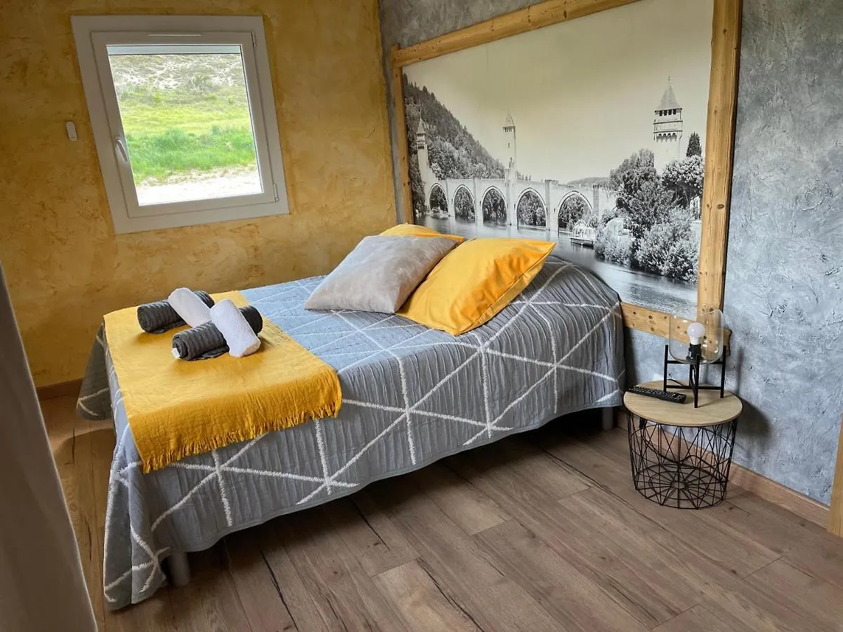 Couette-café Chambres D'Hotes Le Malbouyssou Lascabanes